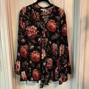 Pleione Black and Red Cuffed Sleeve Blouse with Tie Front